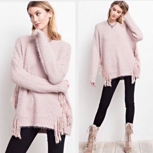 💗Fuzzy Wuzzy SOFT Orchid Fringe Sweater.